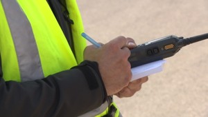 Opitý vodič autobusu chcel odviezť deti na školský výlet