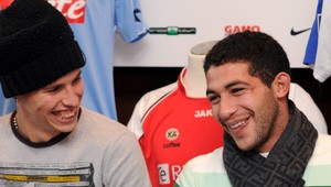 Neapolské duo sa váľalo v snehu, nie v alkohole