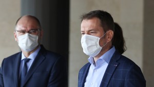 Prieskum Polis pre TV JOJ: Voľby by vyhral Hlas. Preferencie Matovičovcov klesajú, Sulíkovcov rastú