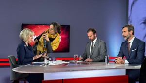 Na hrane s Blanárom a Šipošom: Sulík sa vyviezol do Bonaparte a máva nám z Ficovej terasy, tvrdí Šipoš (OĽaNO)