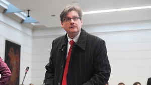 Poslanec Vetrák chce obmedziť prácu novinárov. Súvisí to s jeho žalobami?