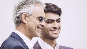 Neuveriteľná hra génov! Jeden Bocelli strieda druhého v DOKONALEJ súhre!