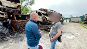 TV JOJ na Ukrajine: Obete ukladajú do vriec