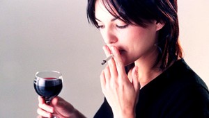 Dokázane! Fajčenie zhoršuje opicu, tvrdí to štúdia