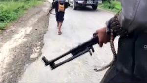 Pri nepokojoch v Barme zomrelo už 400 ľudí. Vláda a povstalci sa zo zverstiev navzájom obviňujú