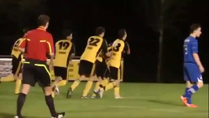 Šialene kopnutá jedenástka! Ak by mala Benfica takého drzého akrobata...