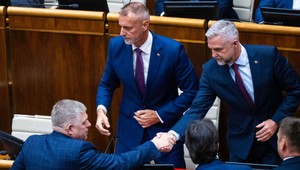 Parlament odmietol vysloviť nedôveru vláde SR