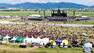 Modlitby za zrušenie koncertu Rammstein nepomohli: Trenčín zažíva nápor ľudí