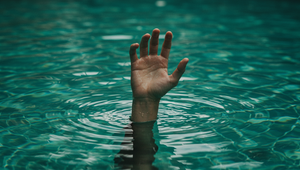 Dovolenka sa skončila tragédiou: V hotelovom bazéne sa utopil štvorročný chlapec