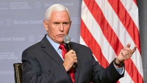 Dom bývalého viceprezidenta USA prehľadávajú, týka sa to tajných dokumentov