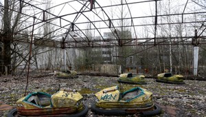 FOTO: Černobyľ po 38 rokoch. Zelenskyj upozornil na jadrovú hrozbu