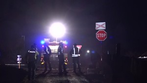 Tragická nehoda vlaku a dodávky pri Sabinove si vyžiadala jednu obeť