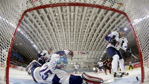 Lašák pred koncom zápasu vylúčený