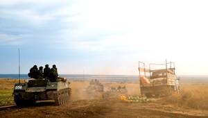 Konvoj s utečencami zasiahli rakety, medzi obeťami ženy aj deti