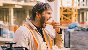 V montérkach, s rožkom a treskou! Rytmus TÝMTO zaskočil fanúšikov!