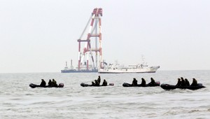 Kapitán stroskotaného trajektu: Bál som sa, aby pasažierov nestrhli prúdy