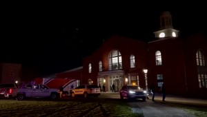 Streľba na univerzite si vyžiadala najmenej dvoch mŕtvych. Polícia zadržala jednu osobu