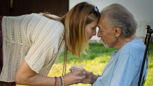 To je ale hanba! Zničený hrob Gottovcov, Ivana to nerieši!