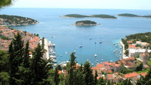 Veľký slovník chorvátčiny. Pozor na slovenské výrazy