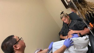 TEHOTNÁ?! Hailey Bieber reaguje na správy o bábätku