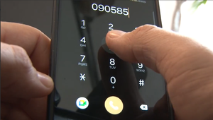 Bratislavčana (38) oklamal „policajt z Popradu“. Po hodinách teroru z neho vytiahol desiatky tisíc eur