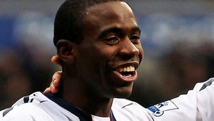 Muamba si vychutná zápas Boltonu priamo v hľadisku