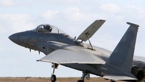 Toto nie sú vtipy! Ako komunikujú piloti s letovou kontrolou?