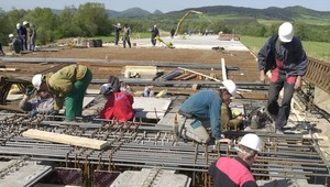 Malí a strední podnikatelia dostanú asi len 15 percent za pohľadávky