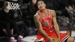 Chicago vstalo z mŕtvych a zmazalo manko 17 bodov