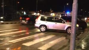 Dôchodkyňu na priechode zrazilo auto. Nehoda takmer skončila tragicky