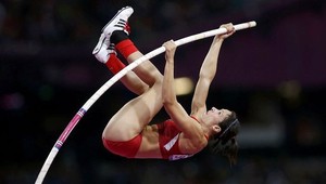 Suhrová (31) vzala Isinbajevovej halový svetový rekord