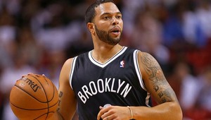 VIDEO. Kapitán Nets robí po spoluhráčovej trojke tri kľuky