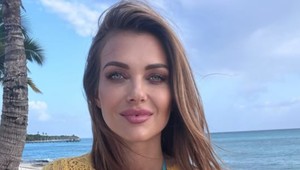 Speváčka Martina Schindlerová si užívala exotiku v Karibiku: jej DEKOLT v plavkách zatienil aj KOKOSY!