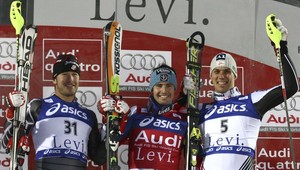 Grange víťazom slalomu aj lídrom SP