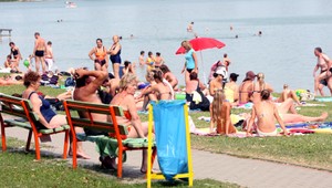 V Senci streľba, na Zlatých Pieskoch dopichaný mladík (24)