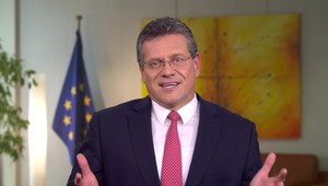 Šefčovič rokoval so Smerom, rozhodnutie o kandidatúre padne do konca týždňa