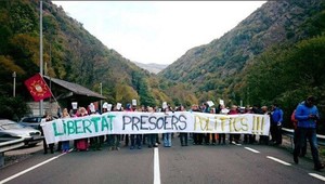 V Katalánsku pokračujú protesty. Odborári vyhlásili generálny štrajk