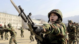 Severná Kórea zaviedla povinnú vojenskú službu pre ženy