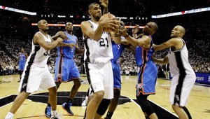 NBA: Oklahoma vyhrala nad San Antoniom tretí raz v rade