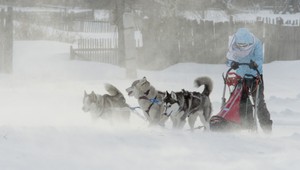Deti na Sibíri nezastaví ani silný mráz. Do školy chodia, aj v 50-stupňových mrazoch