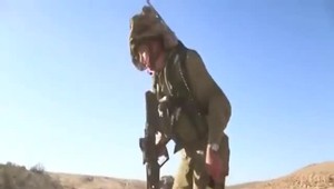 Testujú tehotenské uniformy pre vojačky