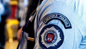 Polícia zrušila pokuty človeku bez domova pre porušenie zákazu vychádzania