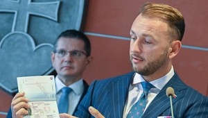 Rezort vnútra zavádza nové cestovné pasy. Prieťahy už neeviduje