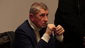 Babiš hovorí o muničnej iniciatíve. Fiala tvrdí, že vyjadrenia ohrozujú bezpečnosť zúčastnených
