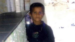 Nikolas (11) z Vlčian. Strašná predtucha, možno sa utopil...