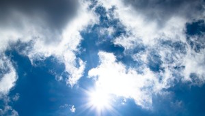 Európu sužujú horúčavy, cez víkend potrápia aj Slovensko