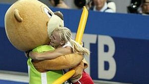 Vo finále ženskej žrdi senzácia