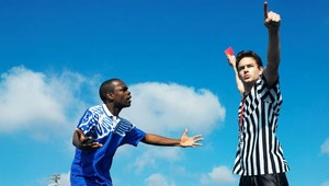 Vyťal rozhodcovi a potom sa rozplakal