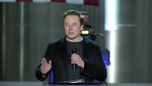 Elon Musk požaduje od OpenAI až 109,4 miliardy USD