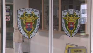 Zásah finančnej správy: Na hraniciach zaistili stovky liekov s anabolickými a hormonálnymi látkami